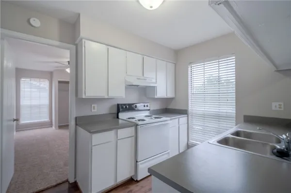 $995 | 1114 Autumn Circle, Unit D, College Station, TX 77840