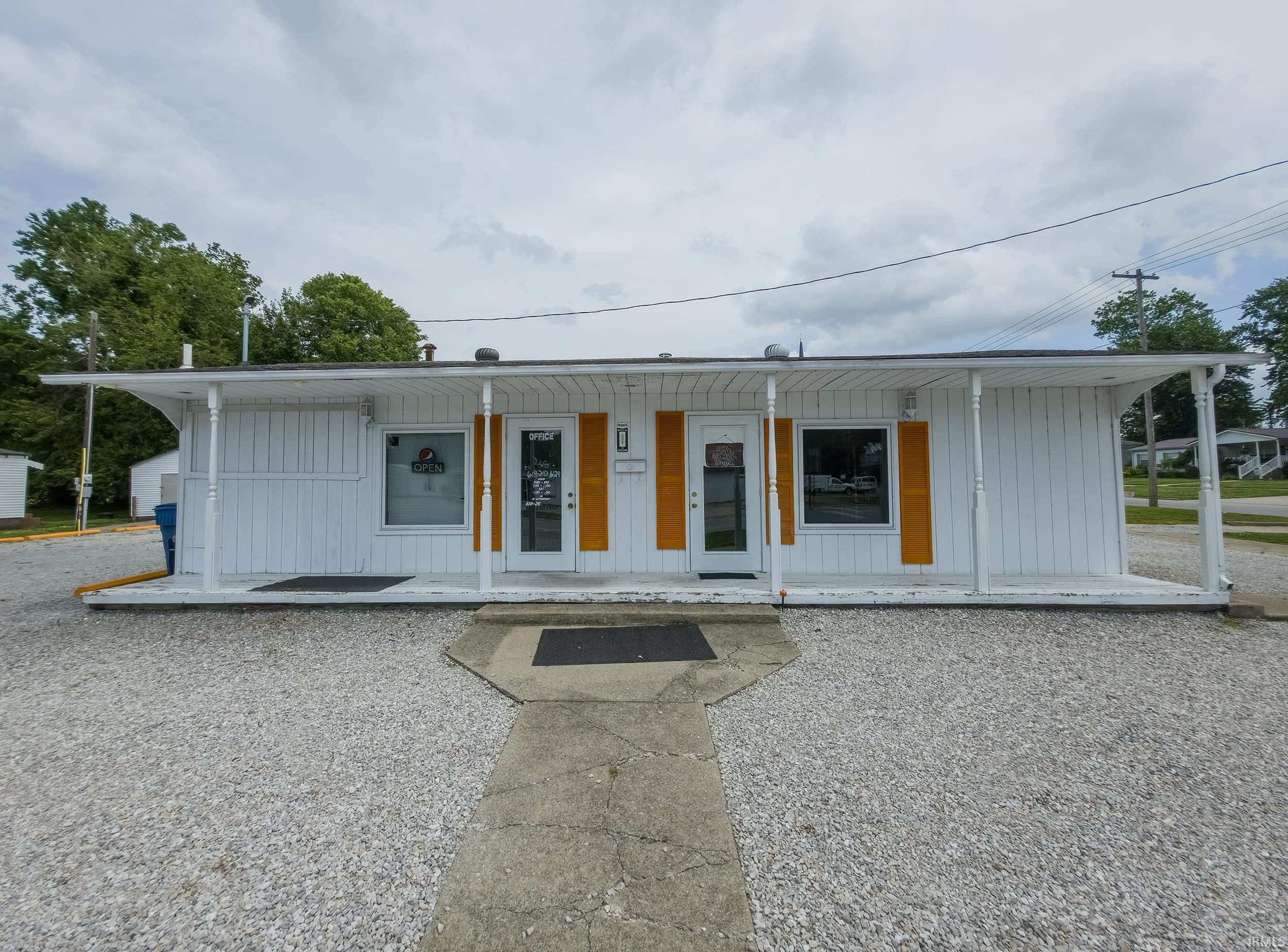 501 North Walnut Street Mount Carmel, IL 62863 - Photo 1 of 18