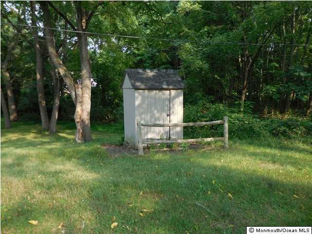 40 Hillcrest Road Holmdel, NJ 07733 - Photo 10 of 10 Additional Photo