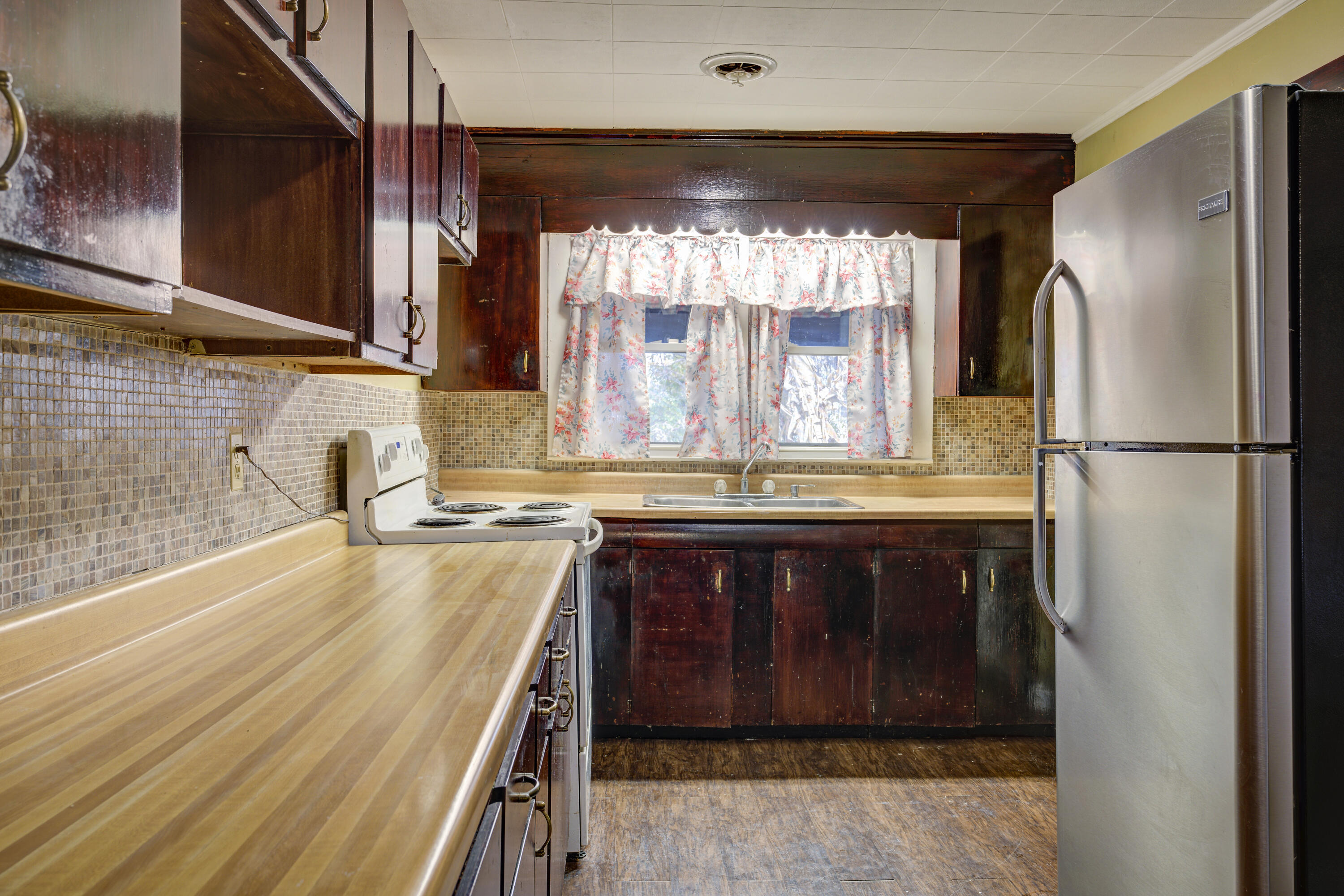 1209 Ben Gamble Road Jonesborough, TN 37659 - Photo 9 of 42 BGRD--6