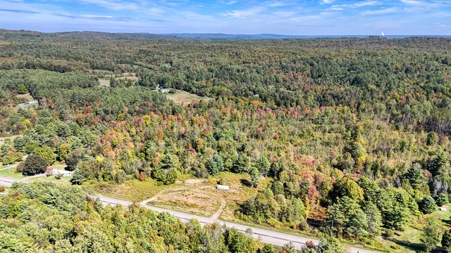 $199,900 | 790 Norridgewock Road, Fairfield, ME 04937