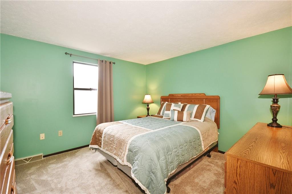 1107 Old Farm Road Lawrence, PA 15055 - Photo 12 of 21 Gallery Image 12