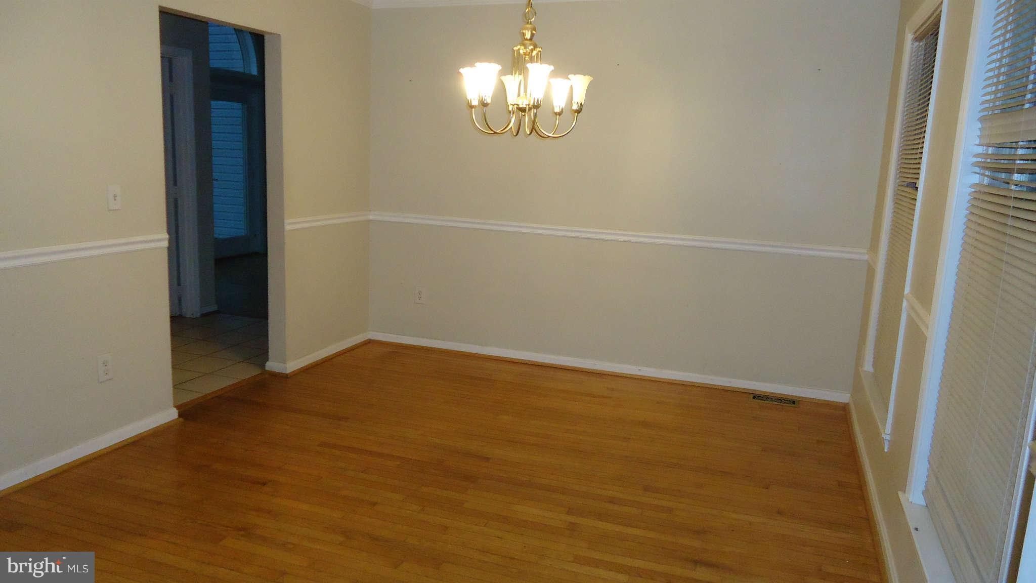 396 Leppo Road Westminster, MD 21158 - Photo 9 of 17 Dining Room