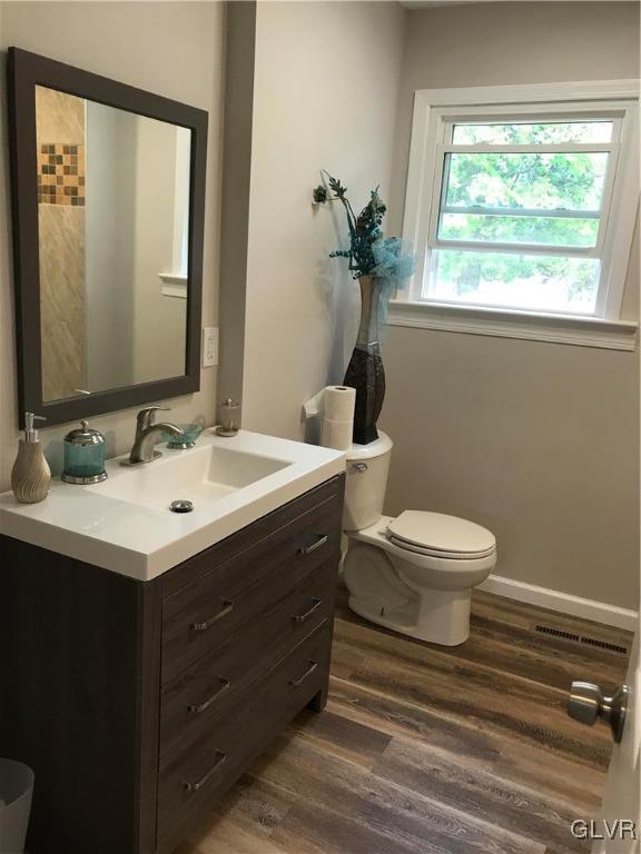 1923 Cloverdale Road Bethlehem, PA 18018 - Photo 16 of 18 Gallery Image 16