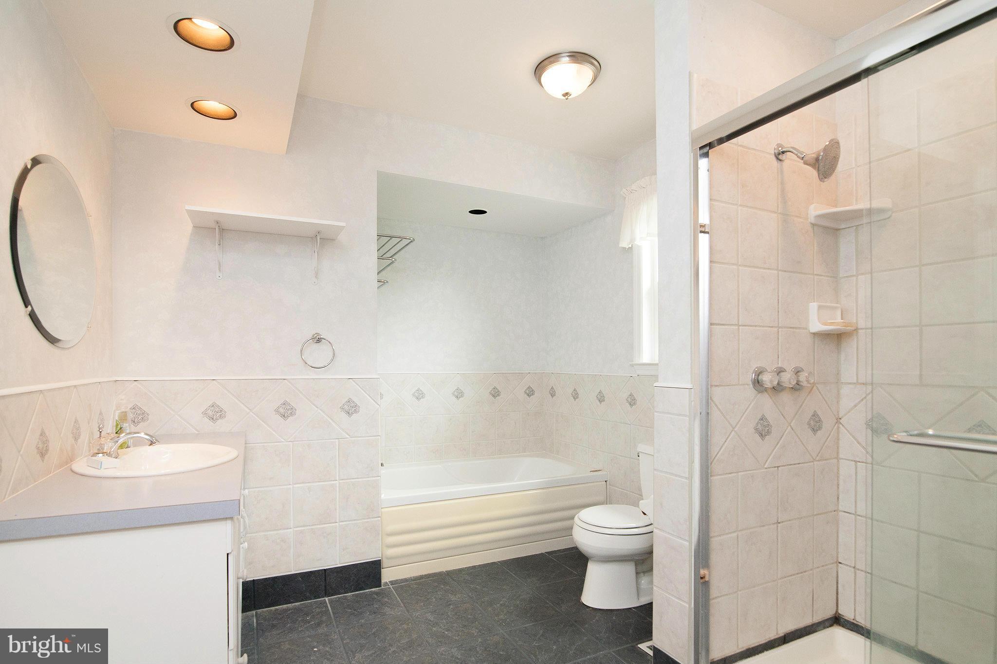 1225 Uniontown Road Westminster, MD 21158 - Photo 16 of 30 Bath (Master)