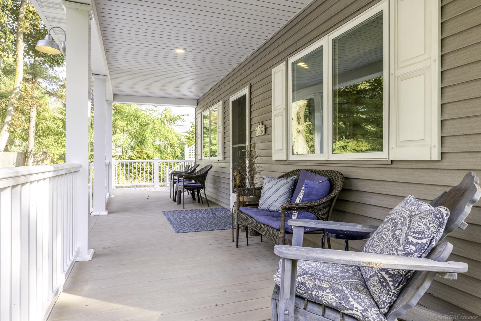 176 North Ridge Street Port Sanilac, MI 48469 - Photo 13 of 77 50157539-d18b8e55-28e4-4689-acb4-27c4ab556ac0.JPG