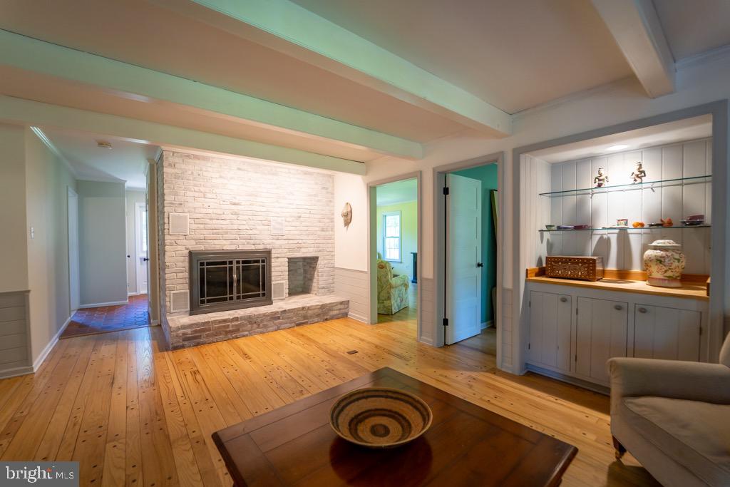 6208 Greenhill Road New Hope, PA 18938 - Photo 4 of 41 Family room