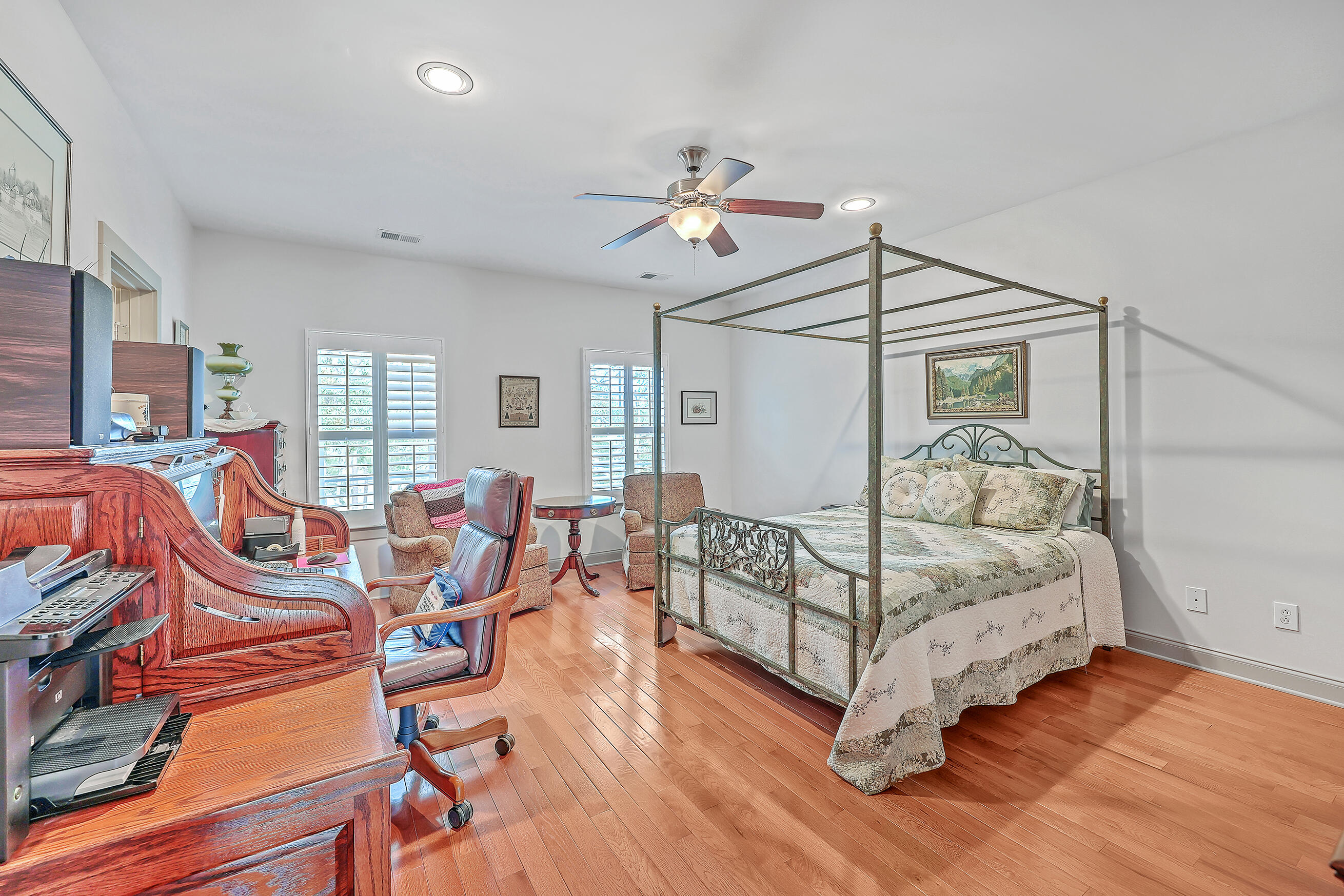 201 Slipper Shell Court Mount Pleasant, SC 29464 - Photo 24 of 45 ZYN_4055_56_57_58_59_60_61