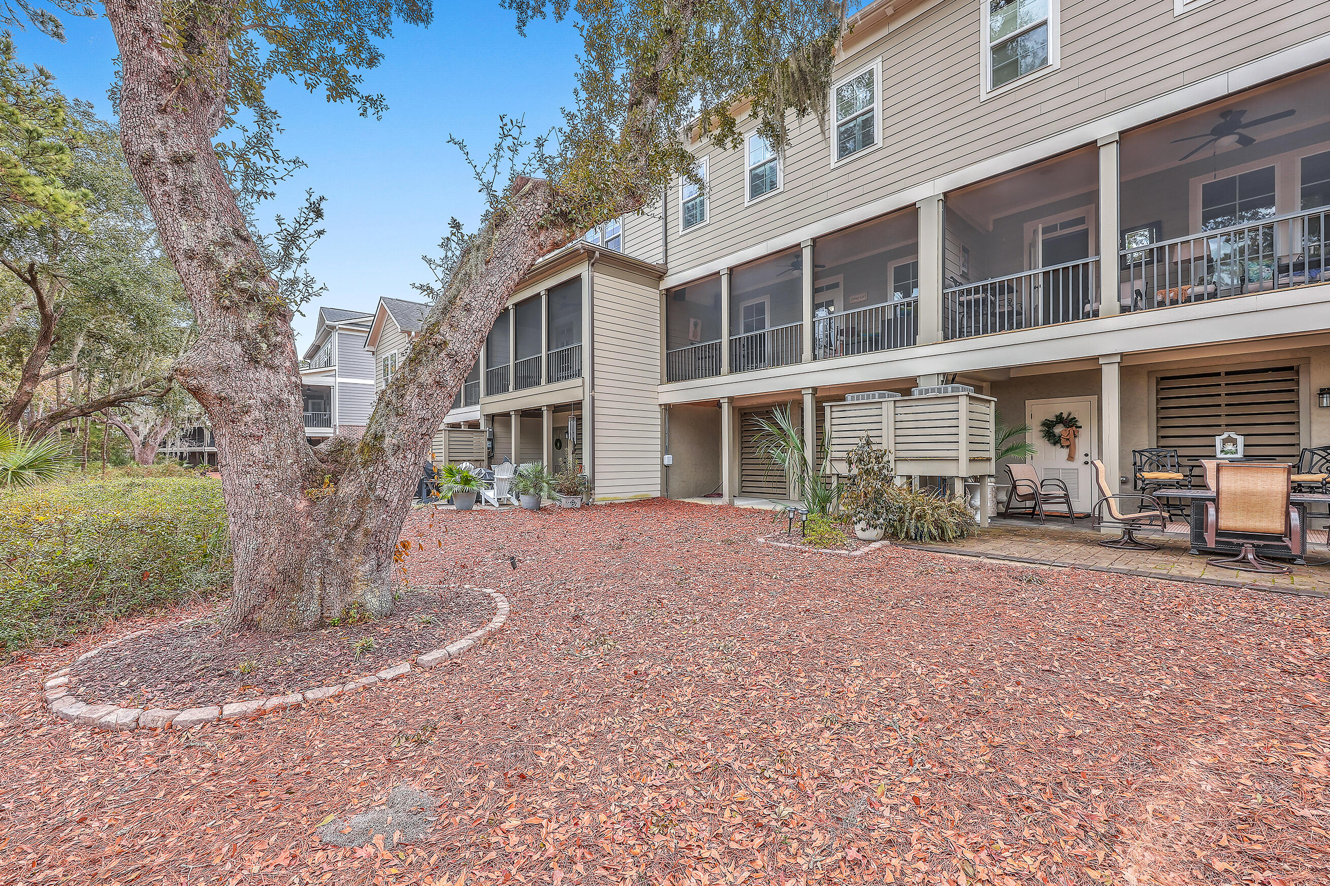 201 Slipper Shell Court Mount Pleasant, SC 29464 - Photo 34 of 45 ZYN_4188_89_90_91_92_93_94