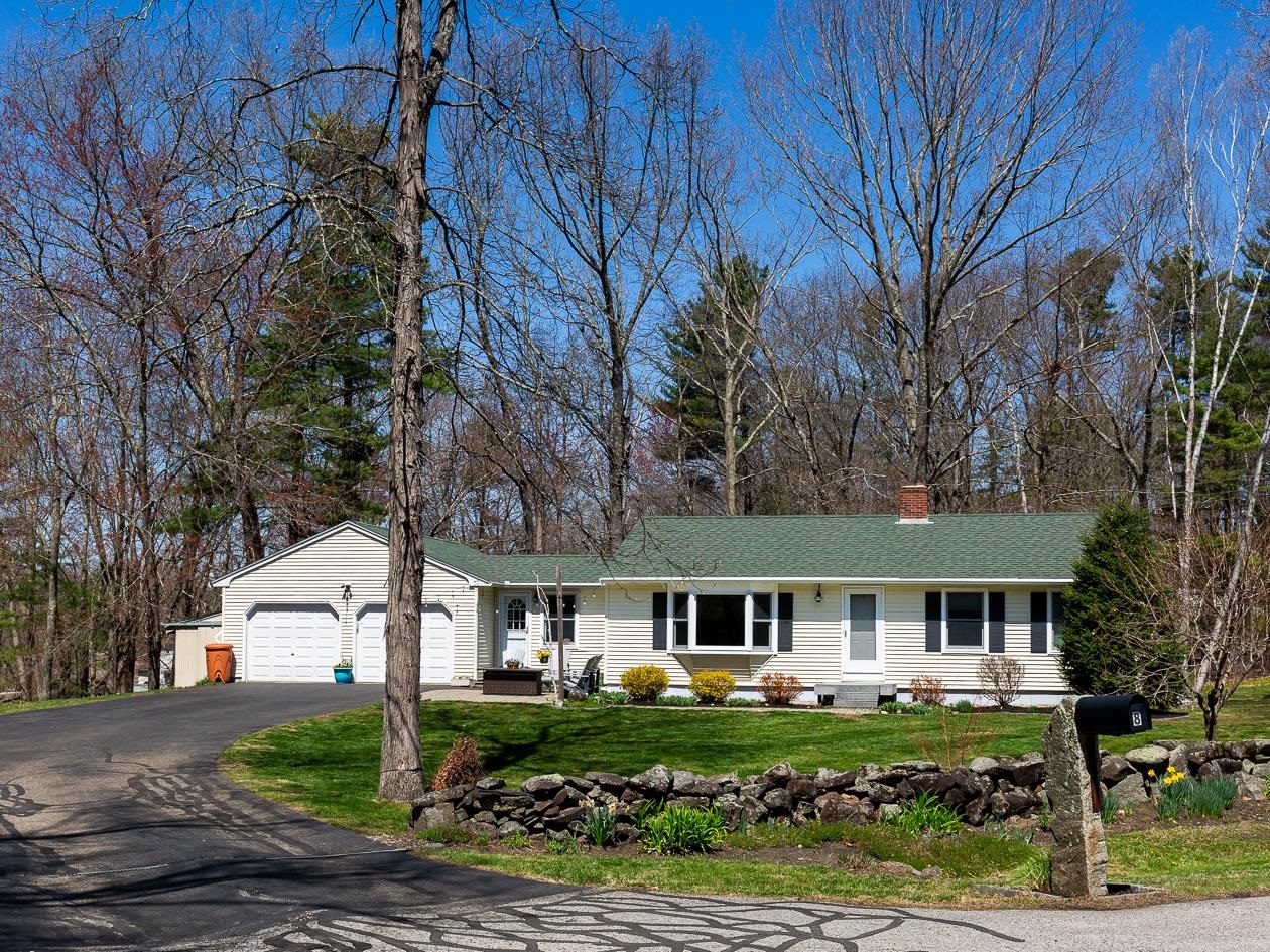 8 Laurel Lane Stratham, NH 03885 - Photo 1 of 32
