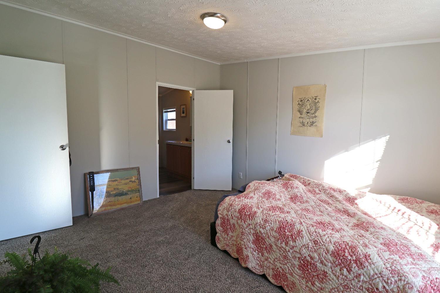 6933 Pleasant Ridge Road Bennington, IN 47011 - Photo 10 of 25