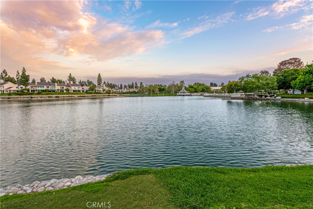 17 Fallbrook Irvine, CA 92604 - Photo 26 of 31 Gallery Image 26