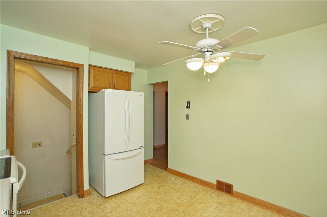 1530 Mapledale Road Wickliffe, OH 44092 - Photo 8 of 27 Gallery Image 8
