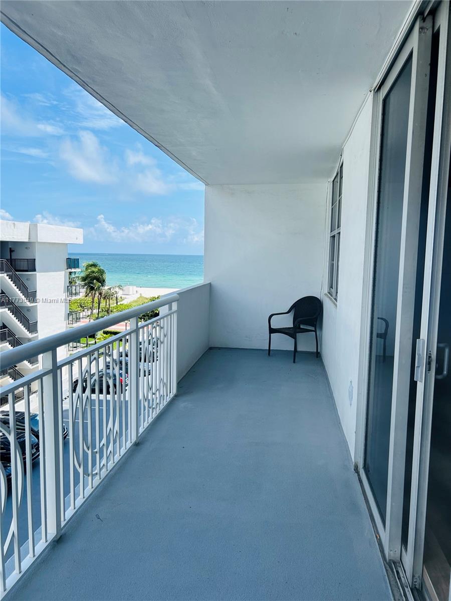 5825 Collins Avenue, Unit 5D Miami Beach, FL 33140 - Photo 33 of 33