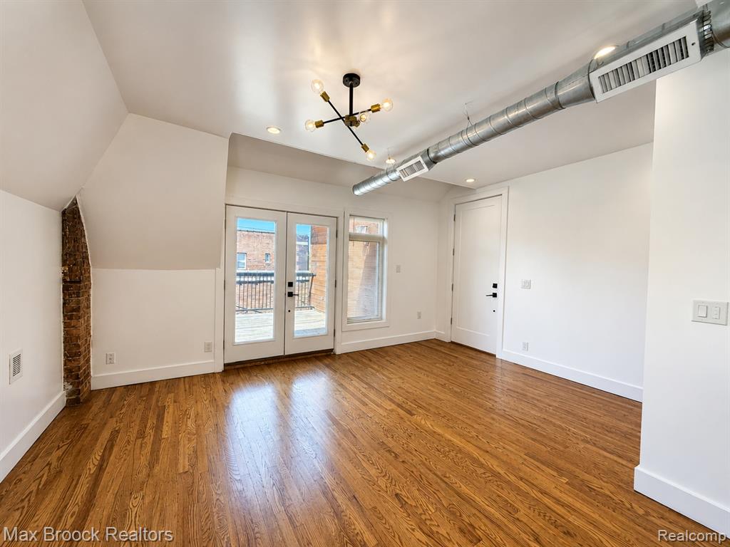 3143 Trumbull, Unit 301 Detroit, MI 48216 - Photo 3 of 12