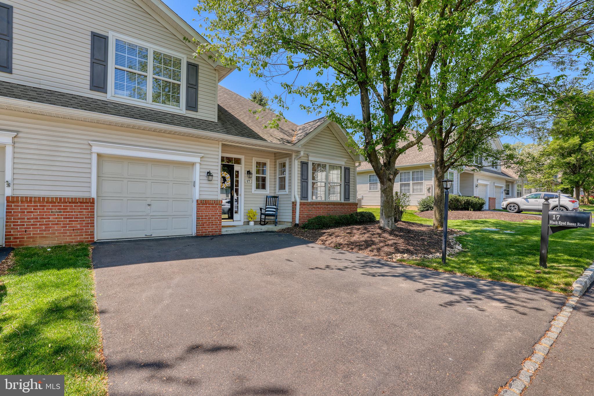 17 Black Eyed Susan Road Langhorne, PA 19047 - Photo 3 of 30