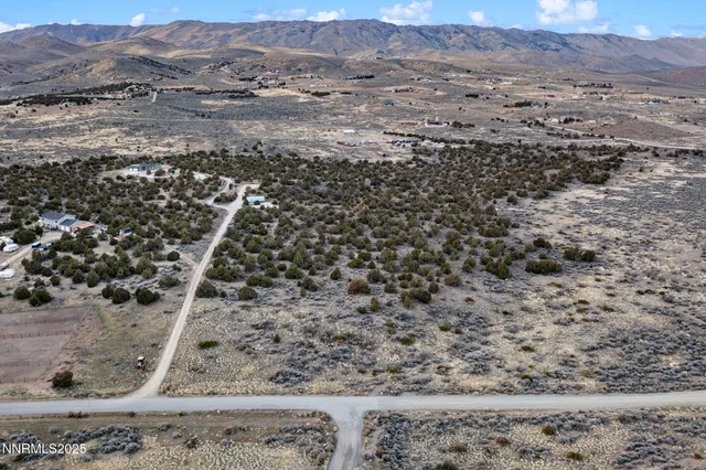 a view of a mountain view