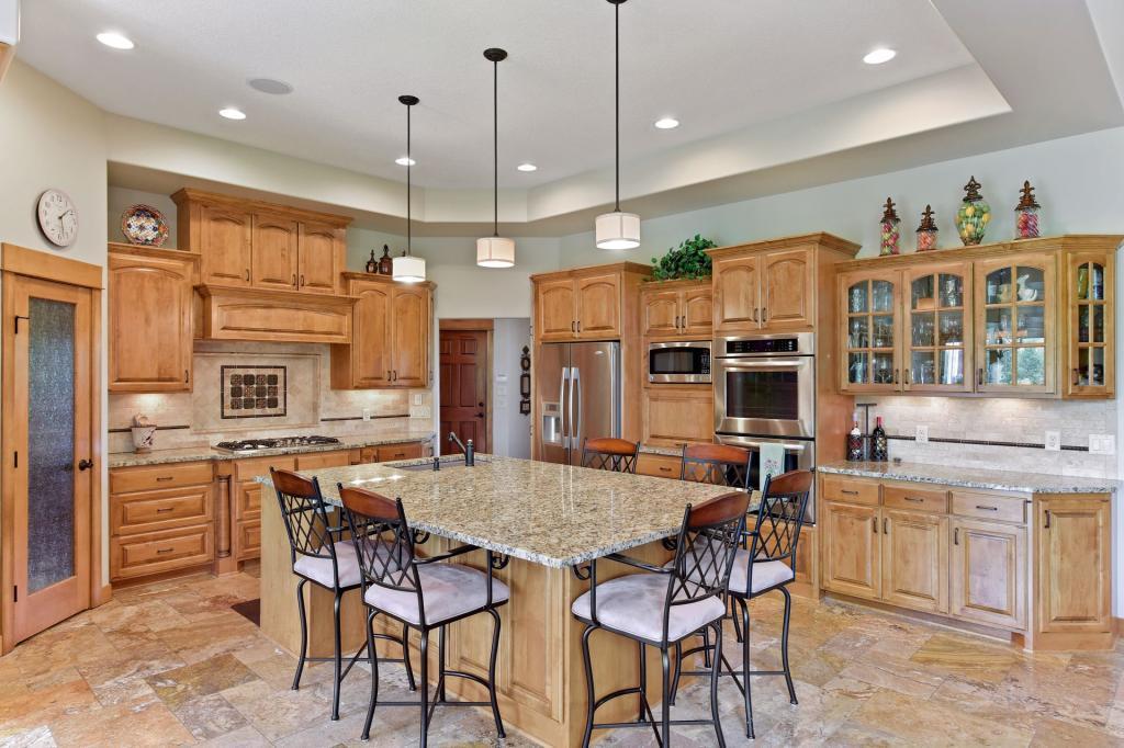 955 Polo Club Road Maple Plain, MN 55359 - Photo 8 of 41