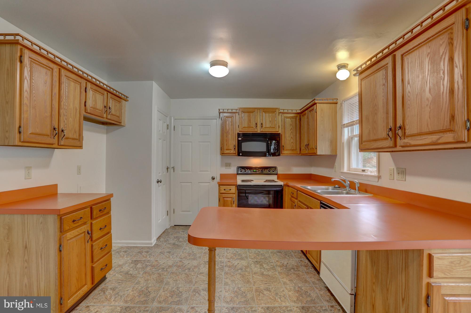 220 Miller Road Akron, PA 17501 - Photo 12 of 30