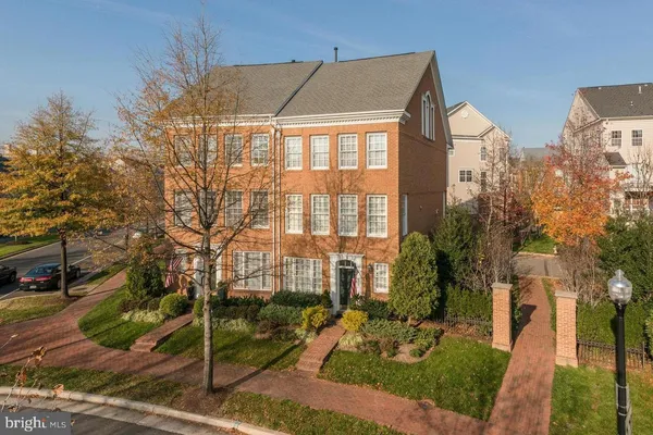 $5,000 | 174 Cameron Station Boulevard, Alexandria, VA 22304