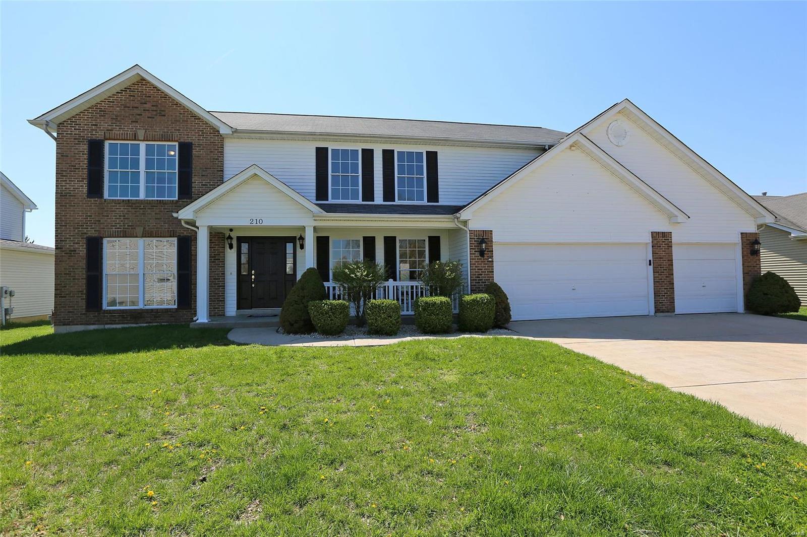 210 Strathmoor Way Dardenne Prairie, MO 63368 - Photo 2 of 48