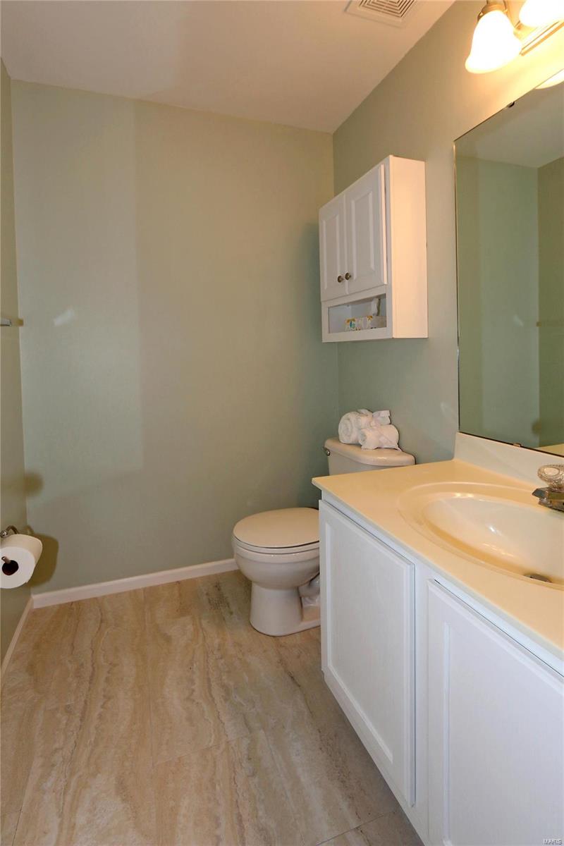 210 Strathmoor Way Dardenne Prairie, MO 63368 - Photo 14 of 48