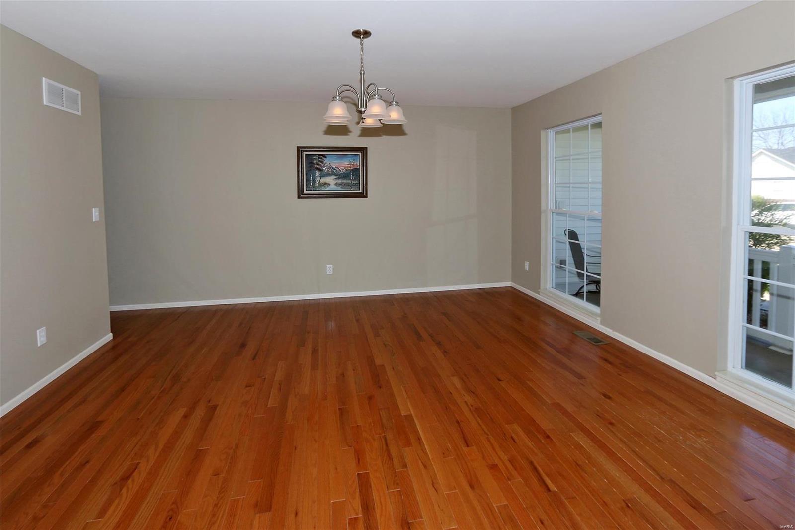 210 Strathmoor Way Dardenne Prairie, MO 63368 - Photo 8 of 48