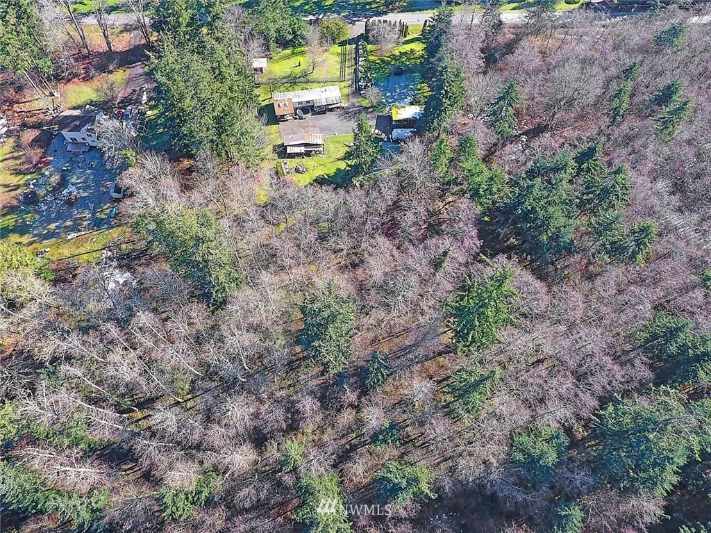 1440 Midcrest Road Camano Island, WA 98282 - Photo 14 of 17 Gallery Image 14