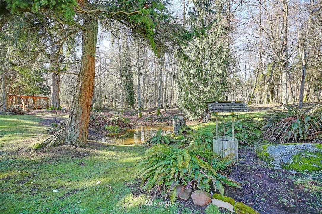 1440 Midcrest Road Camano Island, WA 98282 - Photo 4 of 17 Gallery Image 4
