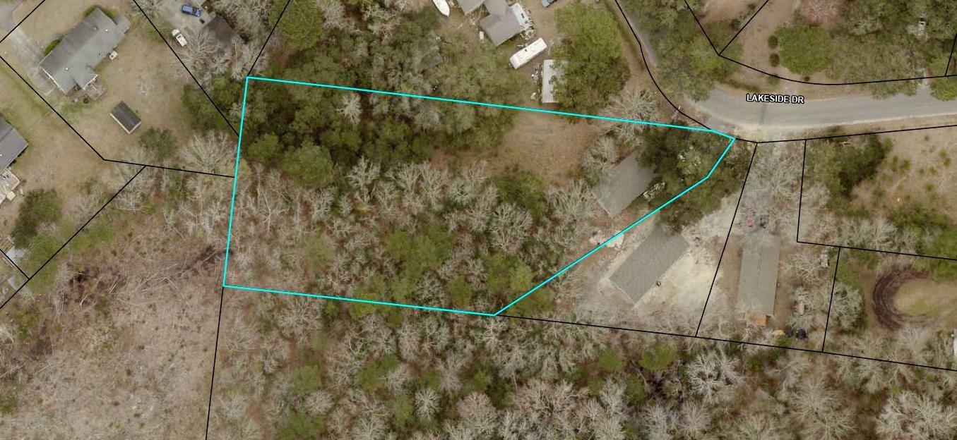 905 Lakeside Drive Georgetown, SC 29440 - Photo 3 of 3