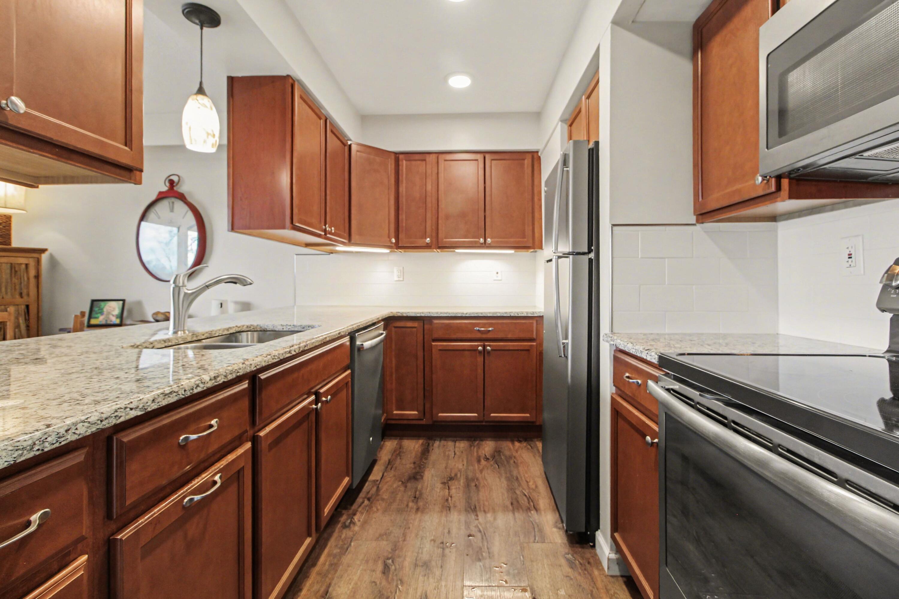 1744 Grove Road, Unit A202 Ypsilanti, MI 48198 - Photo 17 of 39 010_file_1227