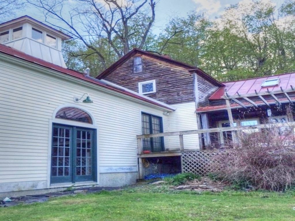 1591 Roscoe Road Charlotte, VT 05445 - Photo 4 of 34 Gallery Image 4