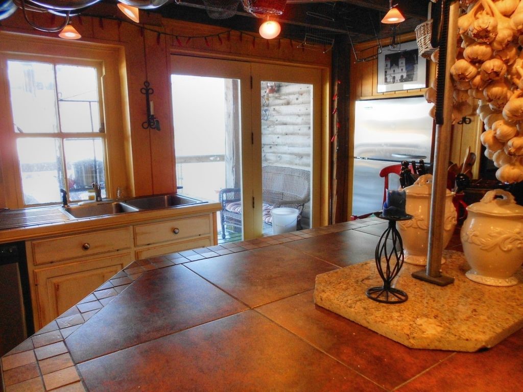 1591 Roscoe Road Charlotte, VT 05445 - Photo 9 of 34 Gallery Image 9