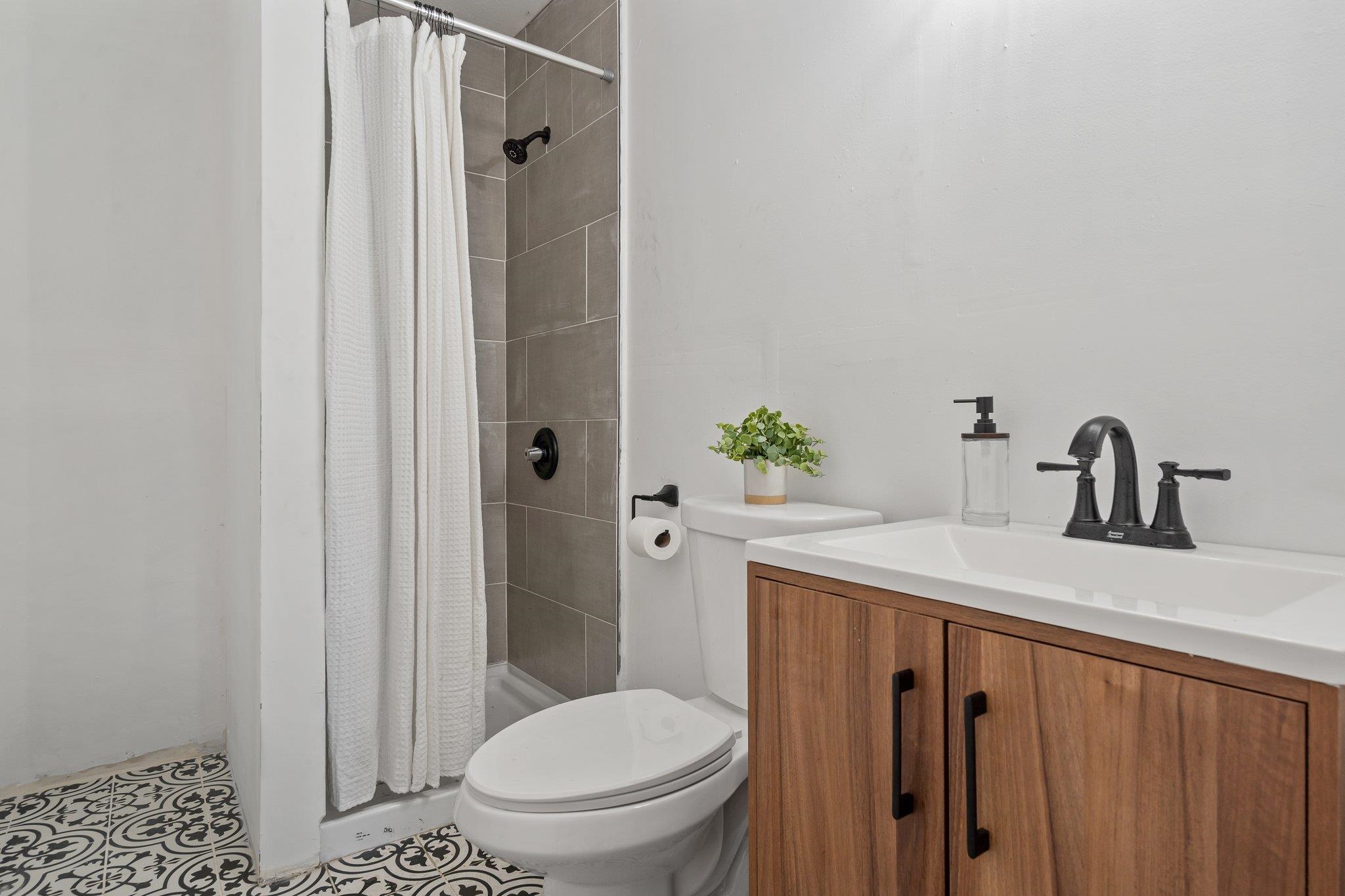 113 Arch Street Keene, NH 03431 - Photo 6 of 33