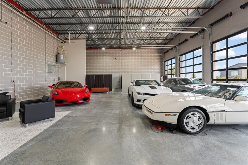 396 Chicane Circle, Unit 5 Auburndale, FL 33823 - Photo 59 of 62 a car is parked in a garage