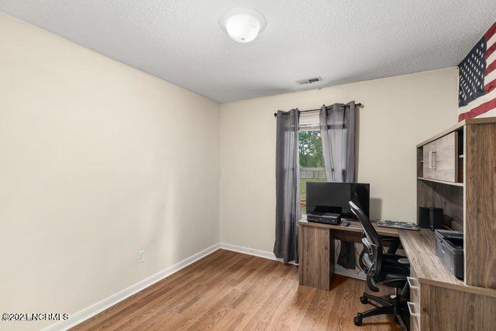 565 Sand Ridge Road Hubert, NC 28539 - Photo 15 of 22 20160425225916221297000000-o - Copy - Co