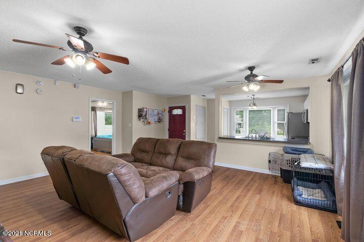 565 Sand Ridge Road Hubert, NC 28539 - Photo 8 of 22 20160425225916134667000000-o - Copy (2)