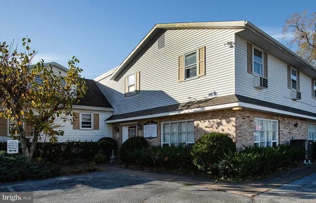 $1,100 | 110 Sunset Avenue, Unit 201, Harrisburg, PA 17112