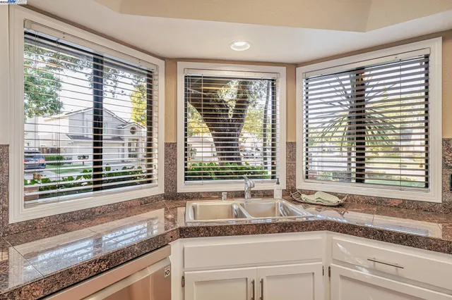 $1,150,000 | 5988 Corte Cerritos, Pleasanton, CA 94566