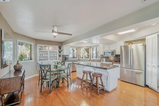 $1,150,000 | 5988 Corte Cerritos, Pleasanton, CA 94566