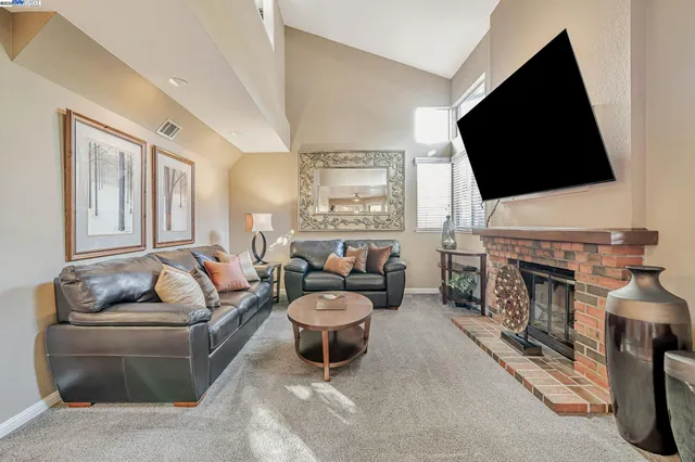 $1,150,000 | 5988 Corte Cerritos, Pleasanton, CA 94566