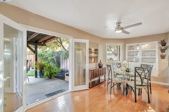 $1,150,000 | 5988 Corte Cerritos, Pleasanton, CA 94566