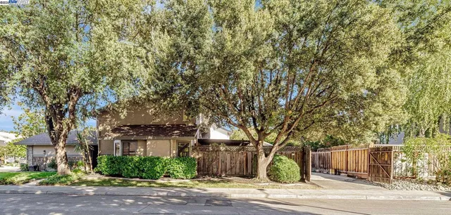 $1,150,000 | 5988 Corte Cerritos, Pleasanton, CA 94566