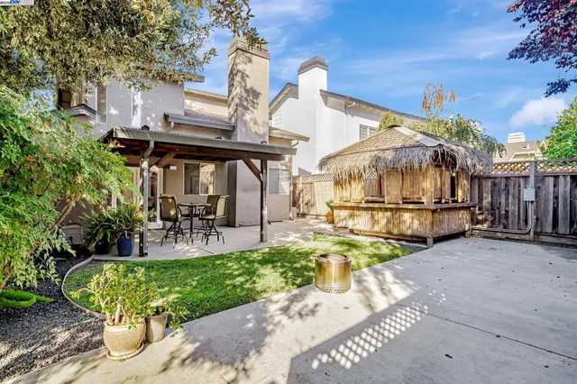 $1,150,000 | 5988 Corte Cerritos, Pleasanton, CA 94566