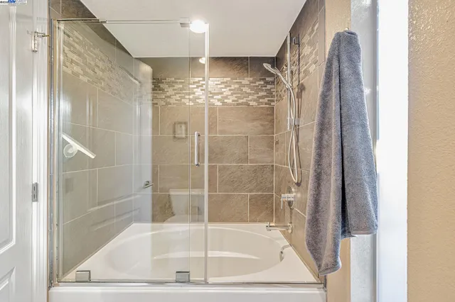 $1,150,000 | 5988 Corte Cerritos, Pleasanton, CA 94566