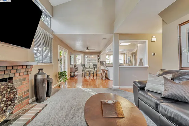 $1,150,000 | 5988 Corte Cerritos, Pleasanton, CA 94566