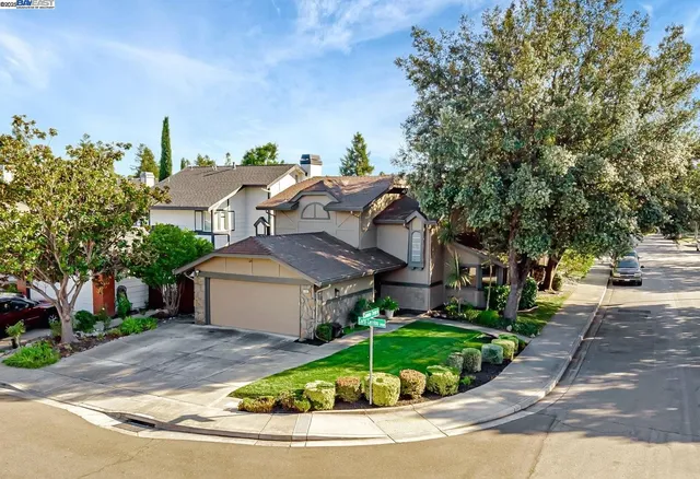 $1,150,000 | 5988 Corte Cerritos, Pleasanton, CA 94566