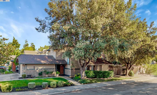 $1,150,000 | 5988 Corte Cerritos, Pleasanton, CA 94566