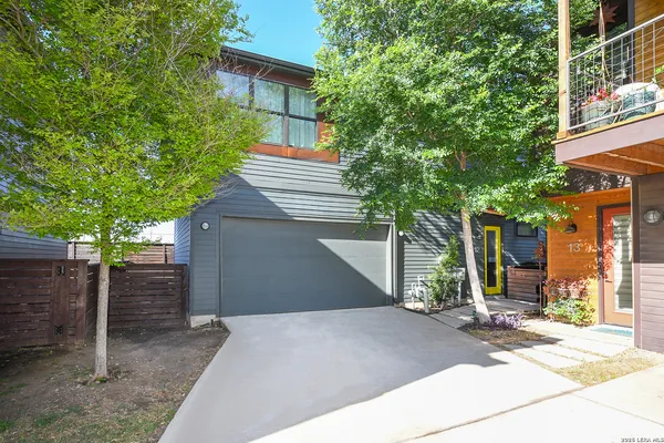 $2,500 | 203 Nogalitos Street, Unit 12, San Antonio, TX 78204