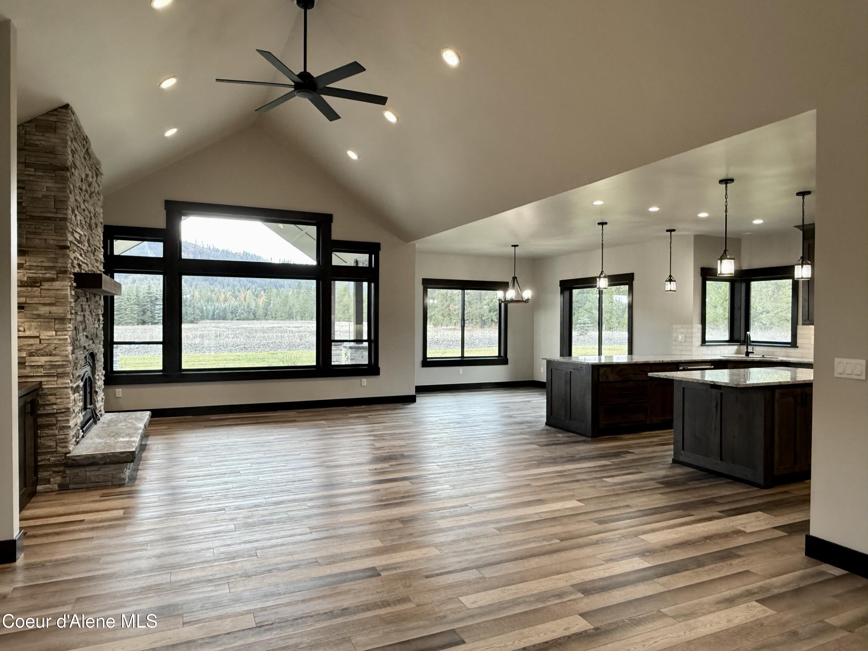 21449 North Stonemason Way Rathdrum, ID 83858 - Photo 2 of 7 Entry way
